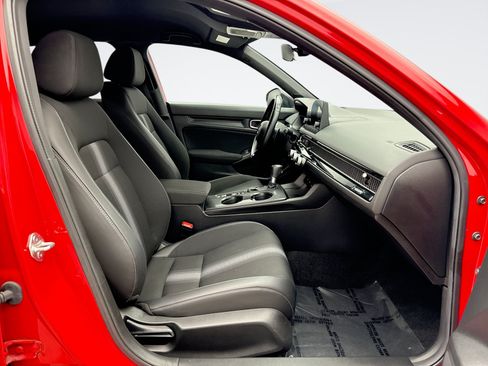 Used 2025 Honda Civic Sport image 17