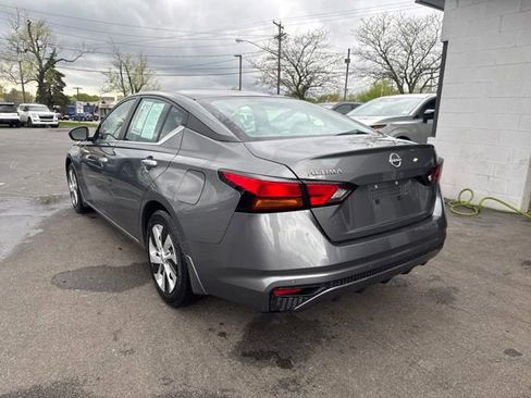 Used 2024 Nissan Altima 2.5 S FWD image 4
