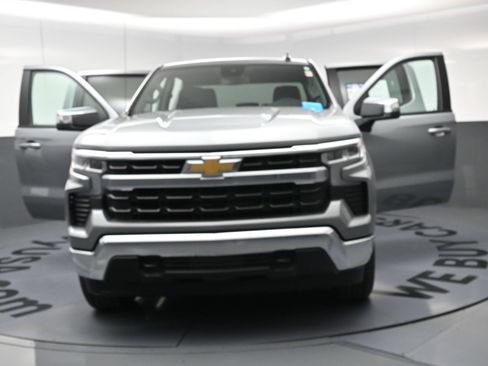 Used 2026 Chevrolet Silverado 1500 LT AWD/4WD image 13