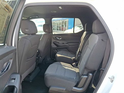 Used 2023 Chevrolet Traverse LT AWD/4WD image 10