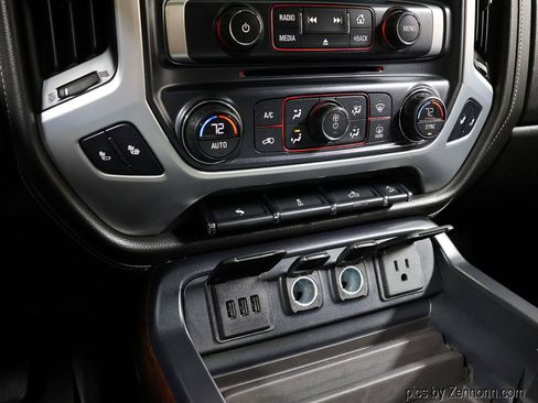 Used 2015 GMC Sierra 1500 SLT w/ SLT Crew Cab Value Package AWD/4WD image 20