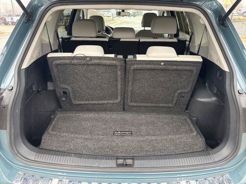 Used 2021 Volkswagen Tiguan SE image 30