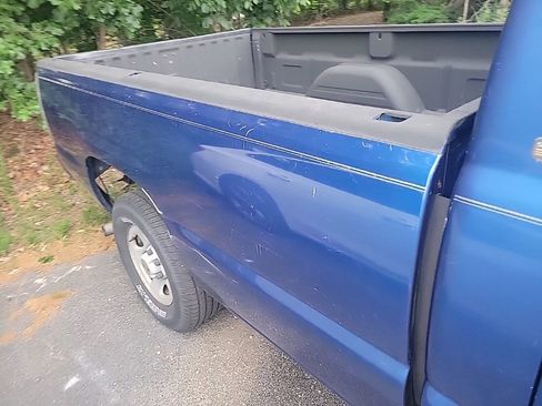 Used 2004 Chevrolet Silverado 1500 W/T RWD image 10