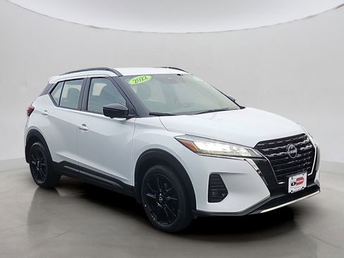 Certified 2022 Nissan Kicks SR w/ Interior Electronics Package image 22