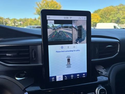 Used 2023 Ford Explorer ST w/ Equipment Group 401A image 17