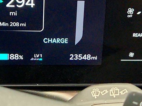Used 2024 Kia EV9 Light Long Range RWD image 15