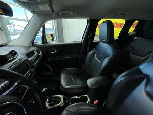 Used 2016 Jeep Renegade Limited FWD image 12
