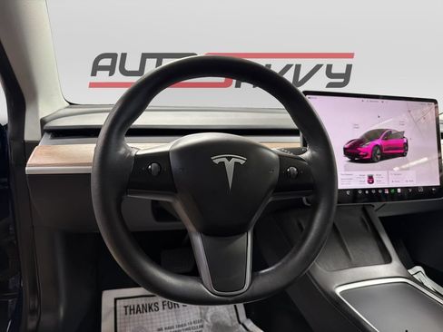 Used 2022 Tesla Model 3 RWD image 12