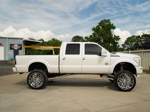 Used 2016 Ford F250 Platinum AWD/4WD image 3