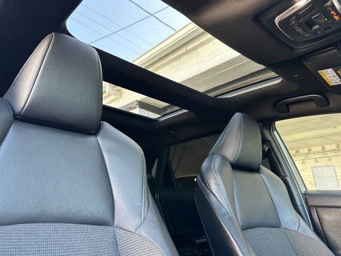 Used 2025 Toyota bZ4X FWD image 18