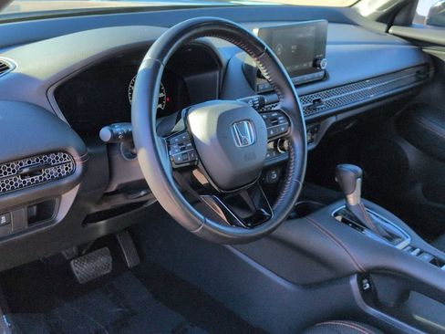 Used 2023 Honda HR-V Sport image 10