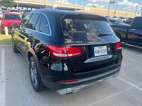Used 2018 Mercedes-Benz GLC 300 image 6