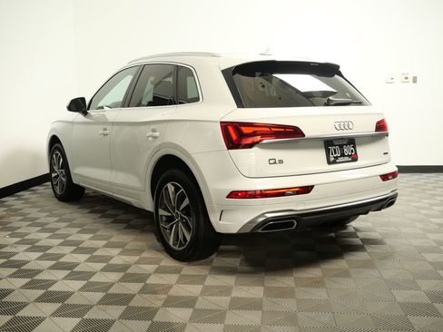 Used 2022 Audi Q5 2.0T Premium w/ Convenience Package image 5