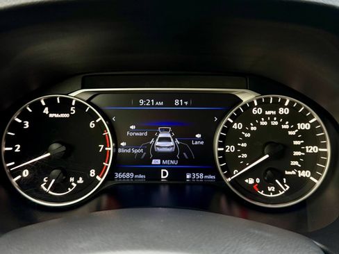 Used 2022 Nissan Altima 2.5 SV AWD/4WD image 19