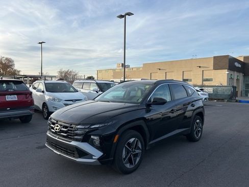 Used 2025 Hyundai Tucson SEL image 1