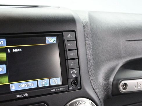 Used 2017 Jeep Wrangler Unlimited Rubicon w/ Connectivity Group AWD/4WD image 20