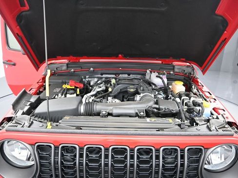 New 2024 Jeep Wrangler Unlimited Sport image 28