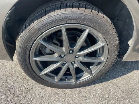 Used 2019 Toyota Corolla SE image 6