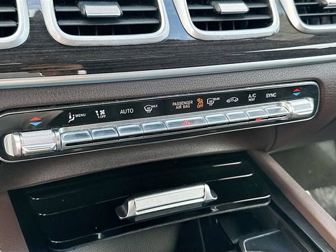 Used 2022 Mercedes-Benz GLE 450 4MATIC image 16