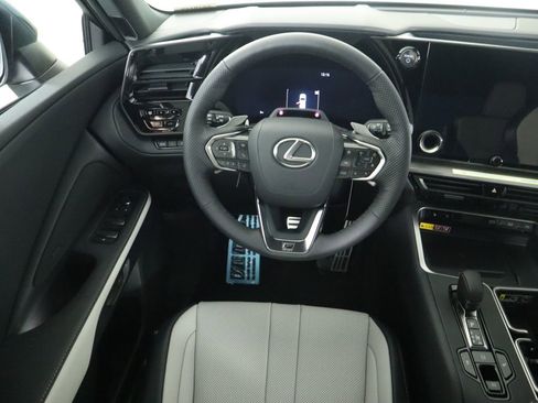 New 2026 Lexus TX 500h AWD image 11