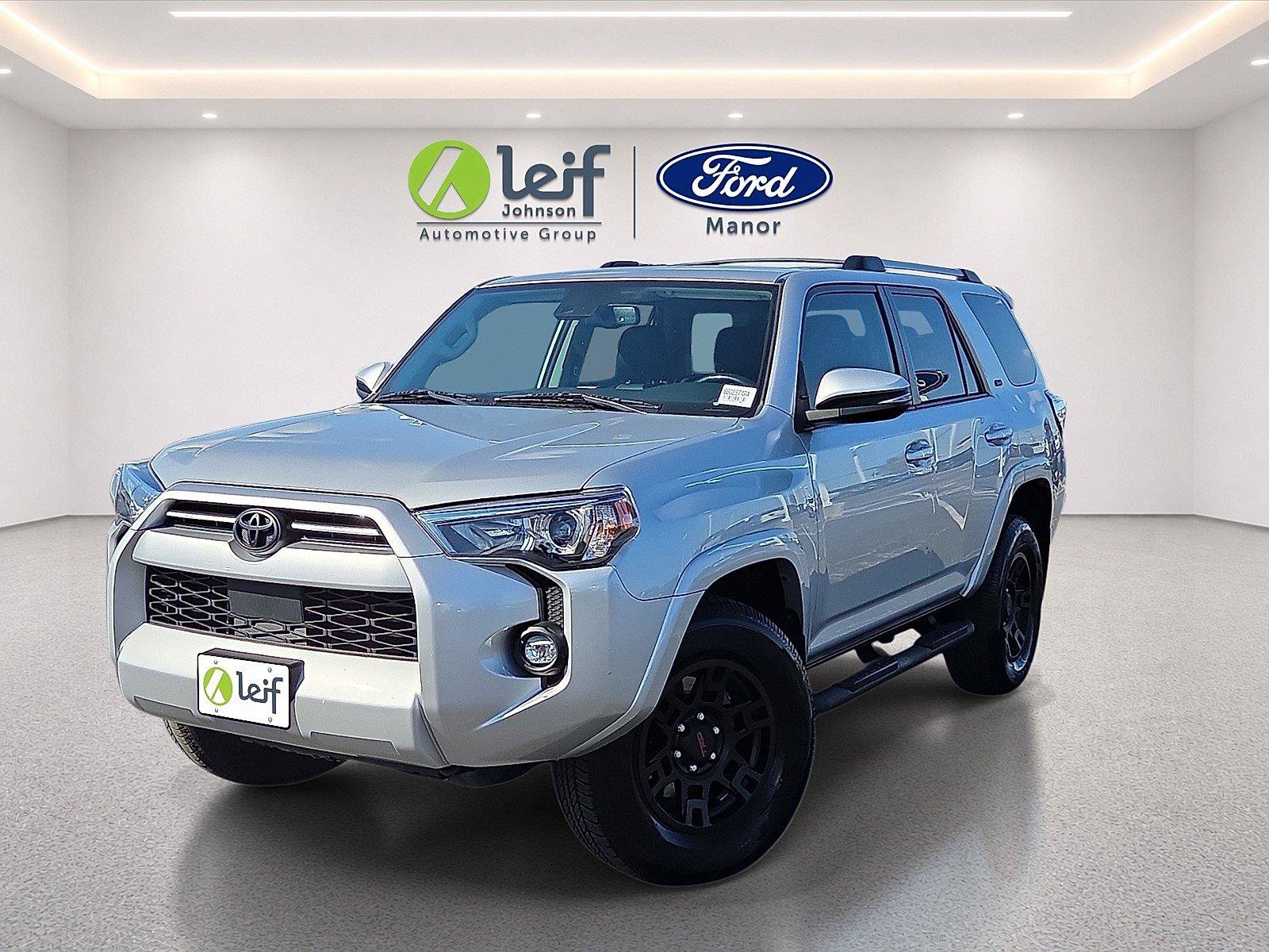 Used 2023 Toyota 4Runner SR5 Premium w/ Moonroof Package AWD/4WD image 3