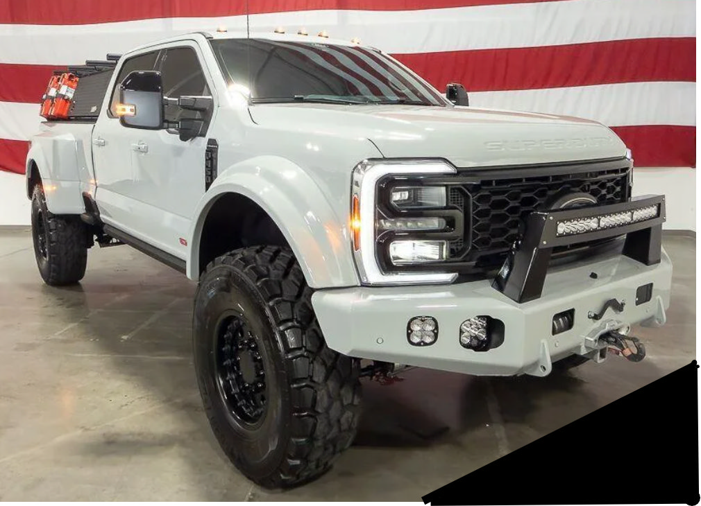 Used 2026 Ford F450 Platinum w/ Platinum Plus Package AWD/4WD image 2