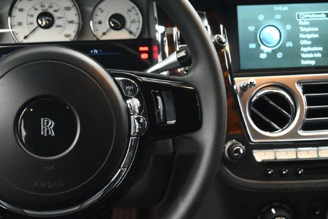 Used 2013 Rolls-Royce Ghost RWD image 36