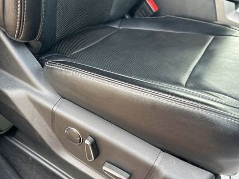 Used 2019 Ford F250 Lariat w/ Chrome Package image 20