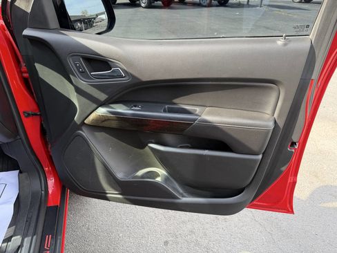 Used 2016 GMC Canyon SLT w/ Driver Alert Package image 18