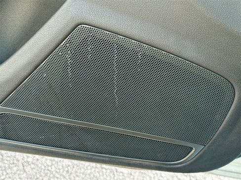 Used 2016 Audi A4 2.0T Premium w/ Convenience Plus Package image 18