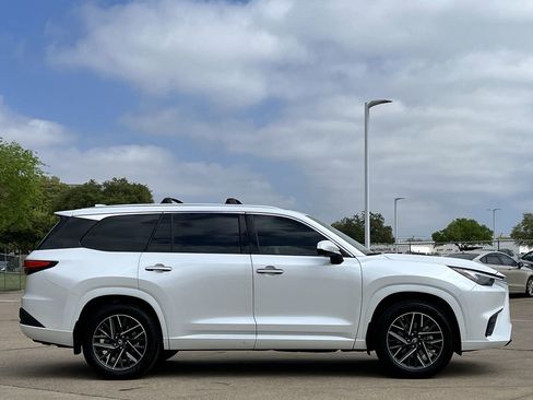 Used 2026 Lexus TX 350 AWD w/ Technology Package image 3