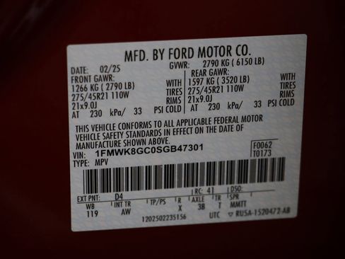 Used 2025 Ford Explorer ST w/ Sun And Sound Package image 24