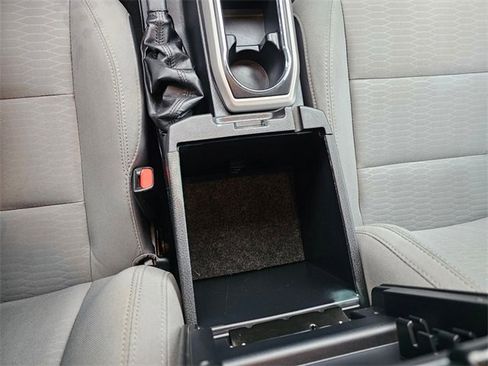 Used 2019 Toyota Tacoma SR5 image 26