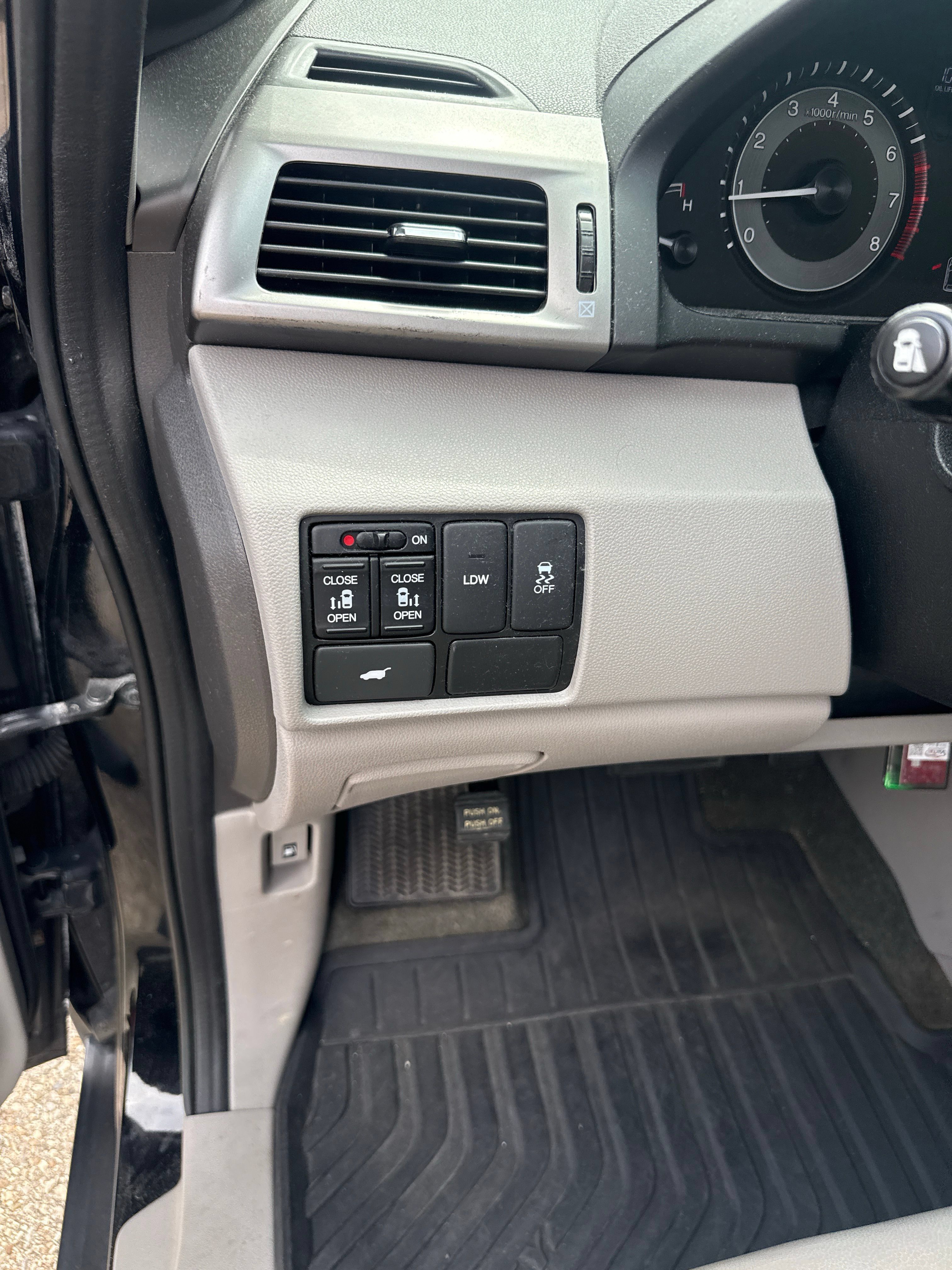 Used 2016 Honda Odyssey EX-L image 11