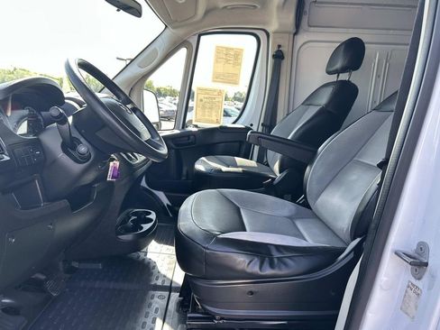 Used 2021 RAM ProMaster 2500 FWD image 23