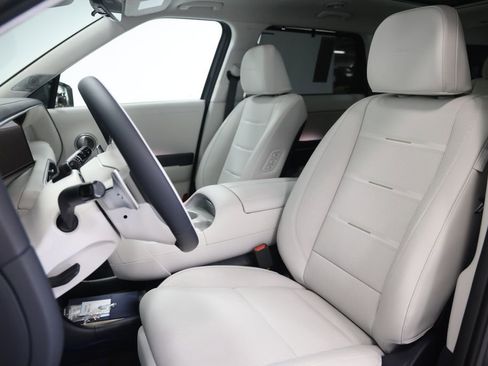 New 2026 Hyundai Palisade Calligraphy FWD image 18