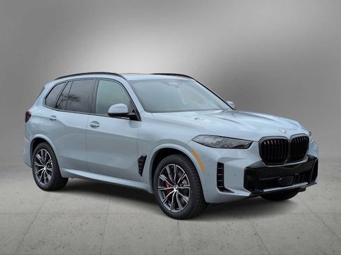 New 2026 BMW X5 xDrive50e AWD/4WD image 2