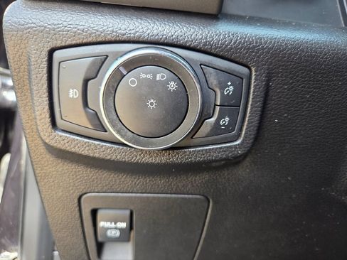 Used 2020 Ford Expedition XLT w/ Cargo Package RWD image 28