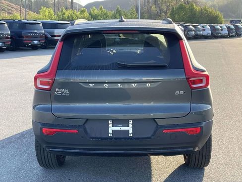 New 2026 Volvo XC40 B5 Plus w/ Protection Package Premier AWD/4WD image 27