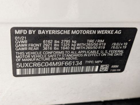 Used 2021 BMW X5 xDrive40i w/ Premium Package image 22