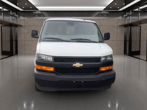Used 2020 Chevrolet Express 2500 w/ Driver Convenience Package RWD image 2