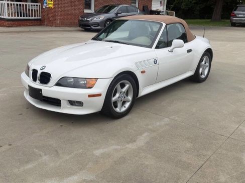 Used 1998 BMW Z3 2.8 RWD image 1