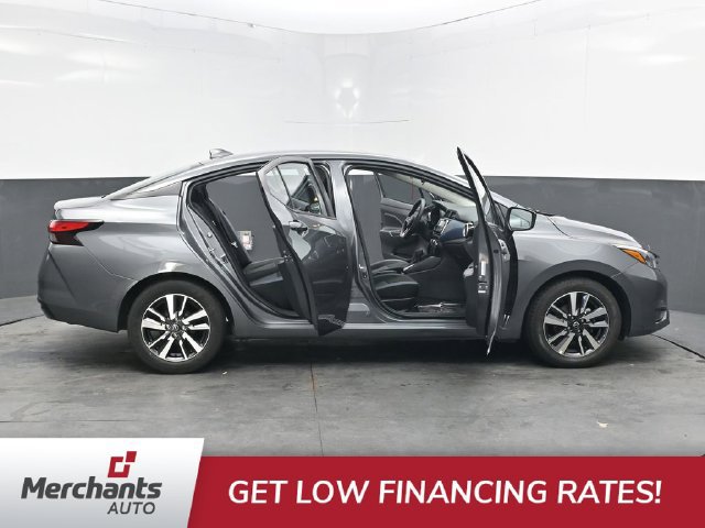 Used 2025 Nissan Versa SV FWD image 43