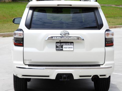 Used 2017 Toyota 4Runner Limited AWD/4WD image 28