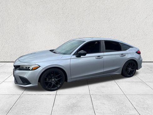 Used 2022 Honda Civic Sport image 4