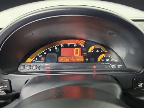 Used 2005 Honda S2000 image 22