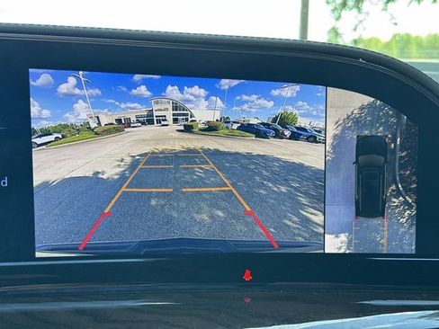Used 2022 Cadillac Escalade ESV Sport Platinum w/ Heavy-Duty Trailer Package RWD image 29