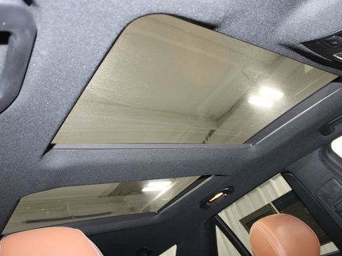 Used 2019 Mercedes-Benz GLE 43 AMG 4MATIC image 33