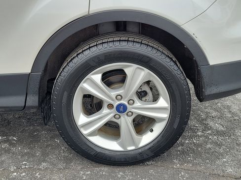 Used 2014 Ford Escape SE w/ Equipment Group 201A image 5