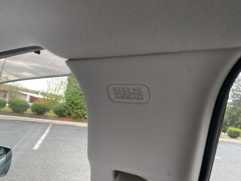 Used 2016 Subaru Forester 2.5i Premium image 36